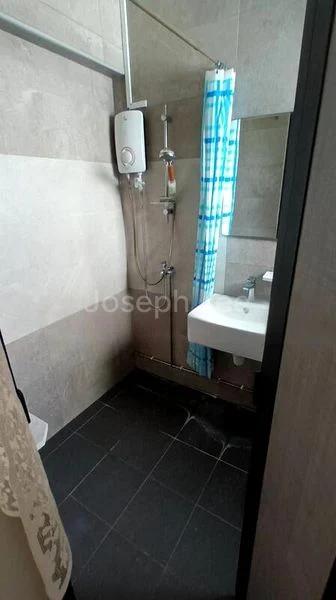 Room (HDB) for Rent in  103 Tampines Street 11 - Image 3